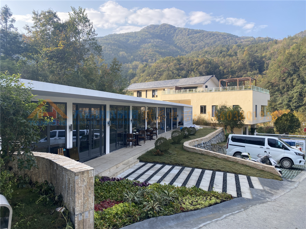陜西安康巴山硒院集裝箱餐廳度假山莊集裝箱餐飲建筑
